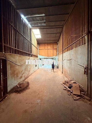 Chính chủ cần bán hoặc cho thuê nhà xưởng DT 88m2 đã có sẵn nhà xưởng