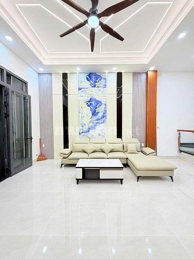 Chính chủ bán nhà gần AEON TÂN PHÚ, mới 100%, 3 tầng, 5PN, 6WC, sổ A4