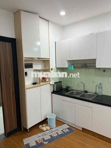 chính chủ cho thuê 2 ngủ full đồ D2B