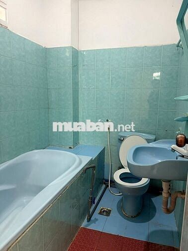 Nhà 2 lầu 4PN kế Siêu Thị COOP MART chỉ 15 triệu