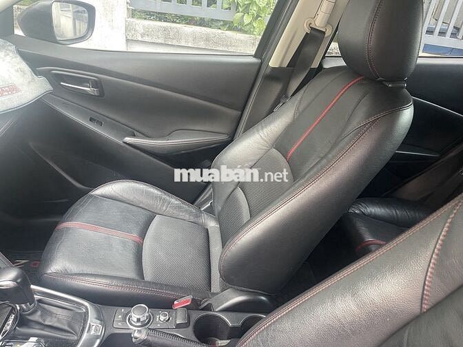 Mazda Mazda 2 2016 Xám 9 vạn