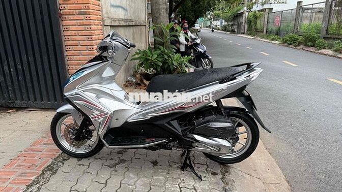 Honda Air Blade 125 2015 Bạc 40.000 km