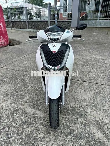 Honda SH 125 Trắng Zin