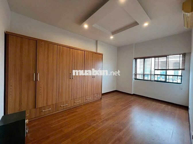 Cho thuê căn hộ 130m² 71 Nguyễn Chí Thanh - 3PN Full nội thất 20 triệu