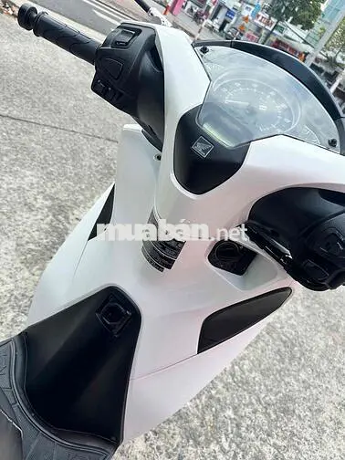 Honda SH 125 Trắng Zin