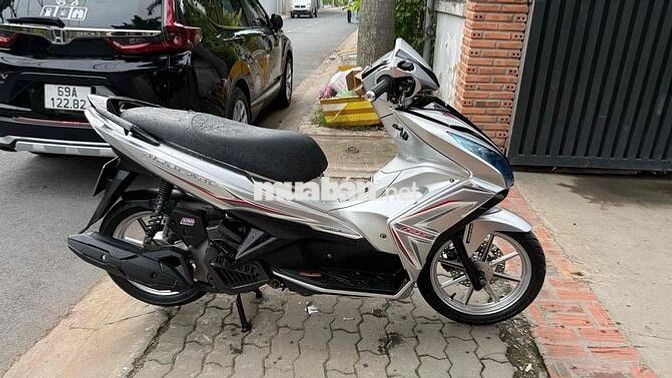 Honda Air Blade 125 2015 Bạc 40.000 km