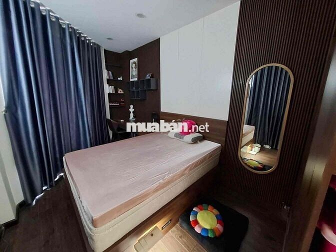 QUẬN 11 - ÔNG ÍCH KHIÊM - GIÁP QUẬN 10 NGAY LÊ ĐẠI  HÀNH - NHÀ MỚI