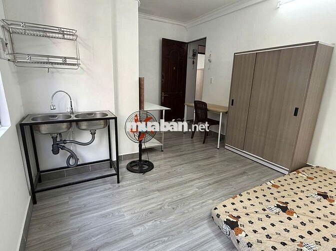 Phòng rất gần ĐH Văn Lang, full nội thất, rất đẹp