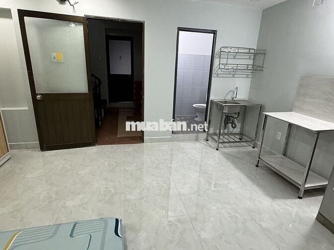 Phòng sát công viên Lê Văn Tám, full nội thất, ngay lầu 1