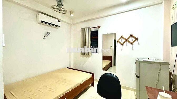 CHÍNH CHỦ CHO THUÊ PHÒNG TRỌ QUẬN 1 KHÔNG CHUNG CHỦ GIÁ 4.5 TRIỆU FULL