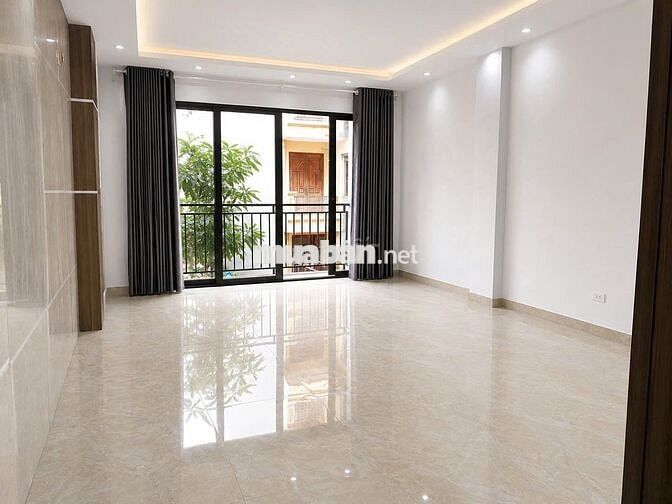 Cho thuê văn phòng tầng 1-2, Vạn Phúc, 90 m2, 2 phòng, đường rộng