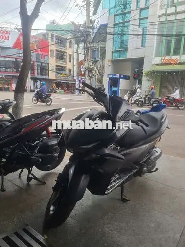 Yamaha NVX 2017 Đen Smartkey ABS