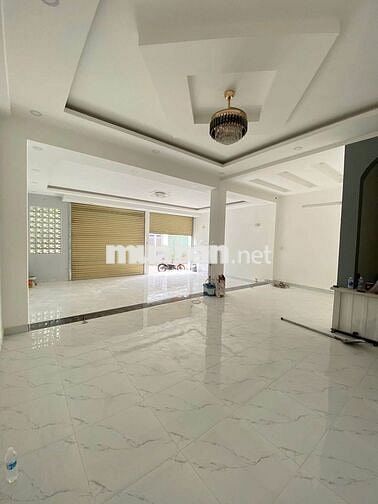 CHO THUÊ NHÀ MẶT TIỀN ĐỖ TẤN PHONG NGAY GẦN CHỢ TRƯỜNG HỌC