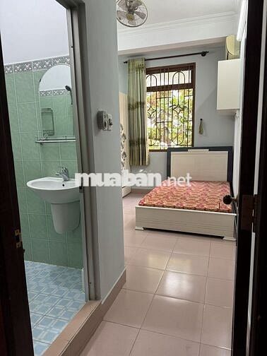 Phòng trong biệt thự Bình Lợi, full nội thất