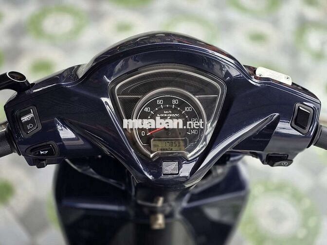 Honda Vision 2022 Xanh đen 18000 km