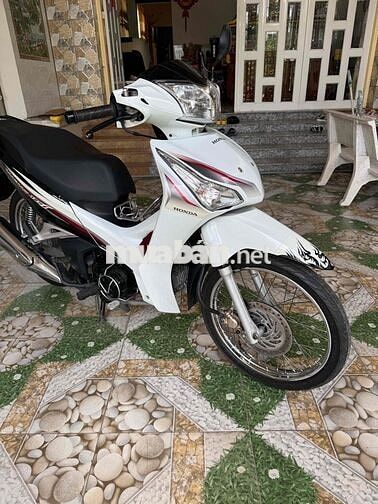 Honda Wave 2016 Trắng - Đen