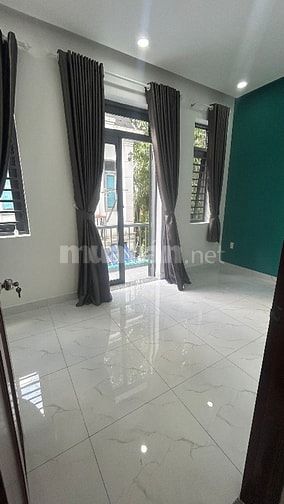 Bán nhanh căn nhà lầu tại đường Nguyễn Văn Bứa Hóc Môn 