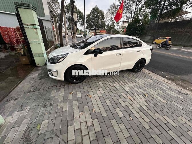 Kia Rio 2016 Trắng