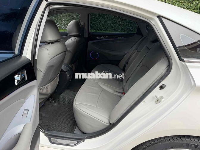 Hyundai Sonata 2.0 bản full đời cuối 2013