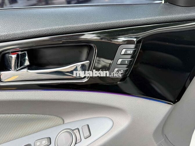 Hyundai Sonata 2.0 bản full đời cuối 2013