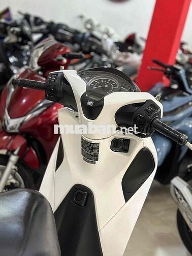 Honda SH 150/2017/ABS Trắng Đen Sport.Xe khỏi bàn