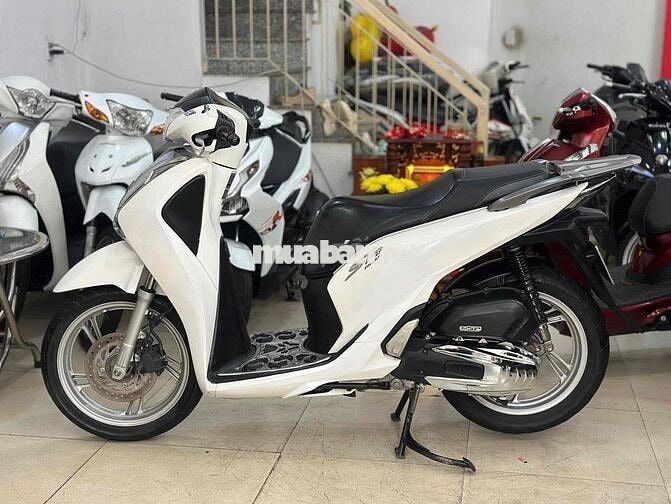 Honda SH 150/2017/ABS Trắng Đen Sport.Xe khỏi bàn