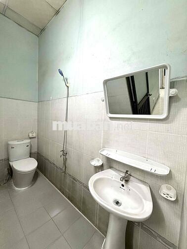 Phòng trọ đối diện công viên Phần Mềm Quang Trung