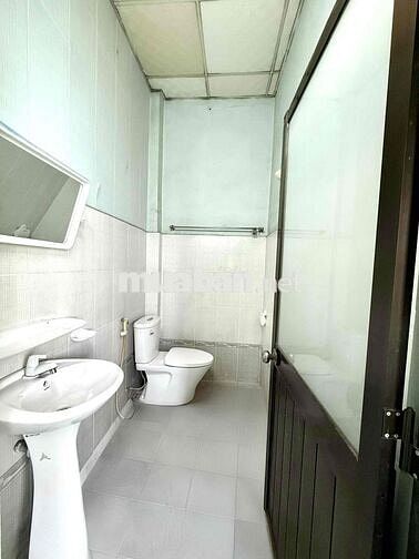 Phòng trọ đối diện công viên Phần Mềm Quang Trung