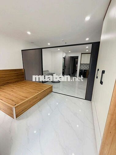 Nhà Mới CCMN 1n1k 40m2 Full đồ xịn sò. ban công thoáng Gần Bách Khoa