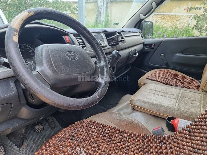 Bán xe tải van Toyota Hiace đời 2009