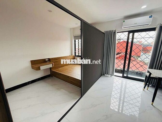 Nhà Mới CCMN 1n1k 40m2 Full đồ xịn sò. ban công thoáng Gần Bách Khoa
