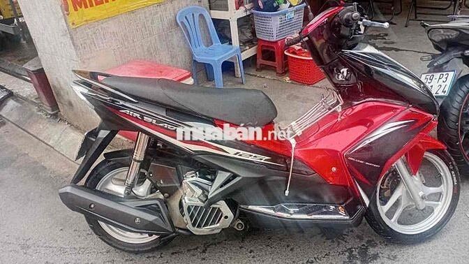 Honda Air Blade 125 Đỏ đen 125cc
