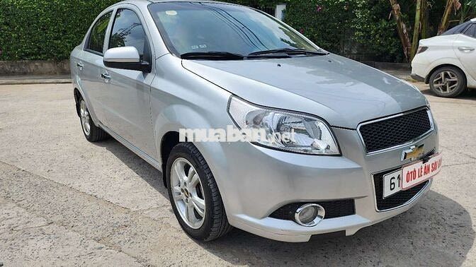 Chevrolet Aveo LT Số sàn Bạc