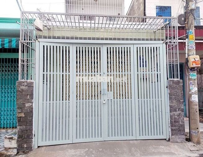 HOT! Cho thuê nhà mặt tiền Lý Thánh Tông. Dt 4*15 (2pn)