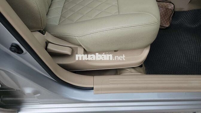 Chevrolet Aveo LT Số sàn Bạc