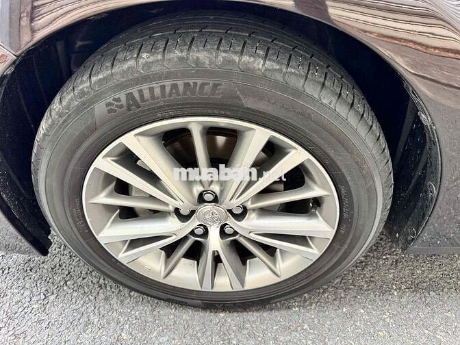 Toyota Corolla Altis 1.8 G 2017 Nâu đen