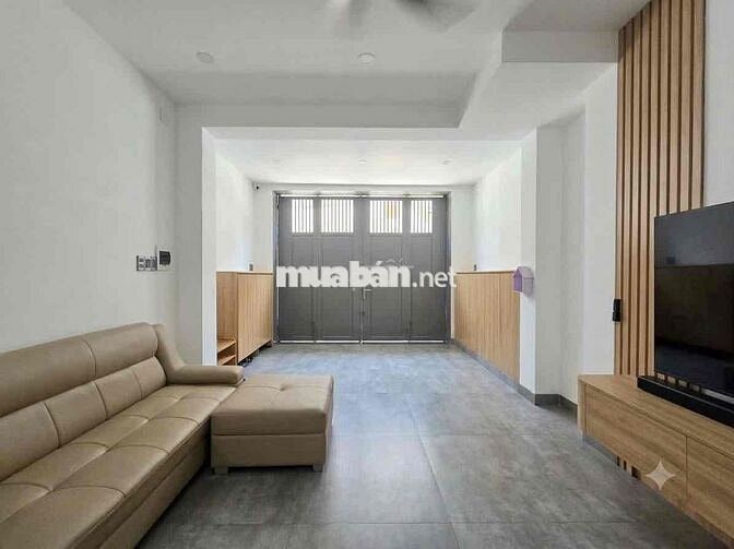 1 NGÔI NHÀ ĐẸP HIỆN ĐẠI - KHU VỰC SỐNG GIÓ MÁT - Ô TÔ ĐỔ CỬA 50M2 .