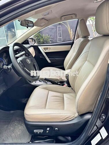 Toyota Corolla Altis 1.8 G 2017 Nâu đen