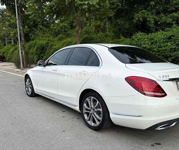 Mercedes-Benz C200 2015 Trắng 50.000 miles