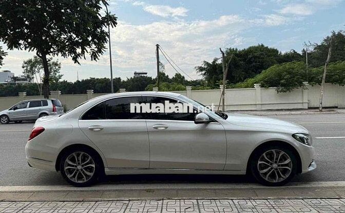 Mercedes-Benz C200 2015 Trắng 50.000 miles