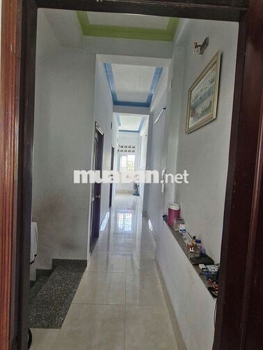 HOT- Bán gấp nhà 5x16, 2 lầu, đường 16m, KDC Xuyên Á giáp Hóc Môn