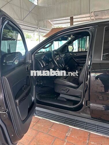 Ford Everest 2020 Đen Tự động 93000km