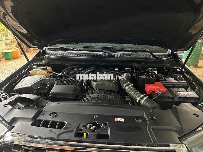 Ford Everest 2020 Đen Tự động 93000km