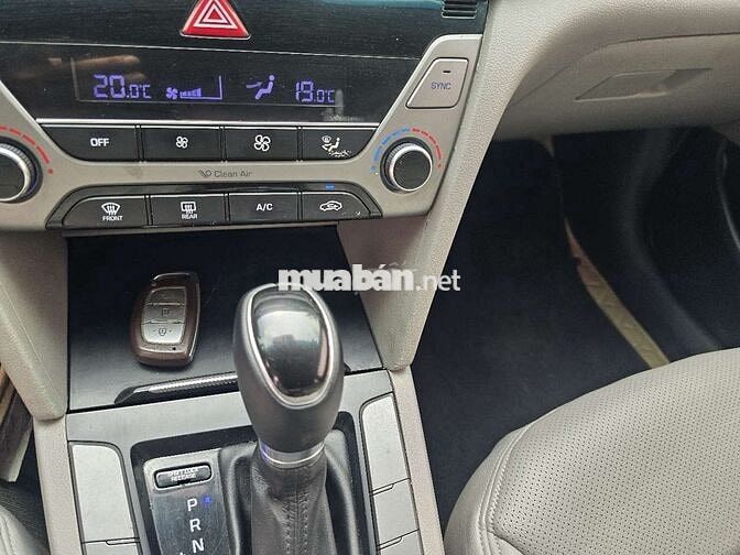 ELANTRA 1.6L SX 2016 TỰ ĐỘNG 128000KM BẢO HÀNH1NAM