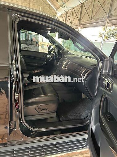 Ford Everest 2020 Đen Tự động 93000km