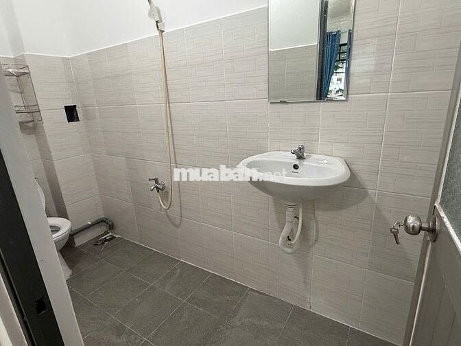 Phòng trong Biệt thự Bình Lợi, có BAN CÔNG, full nội thất