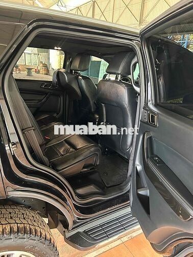 Ford Everest 2020 Đen Tự động 93000km