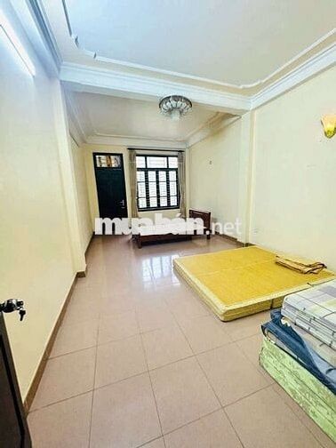 Cho thuê nhà tại lô 27 Lê Hồng Phong .Giá thuê 11 tr/ tháng 