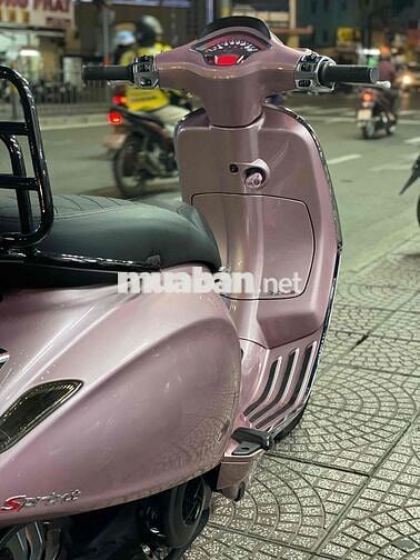 Piaggio Vespa Sprint Hồng