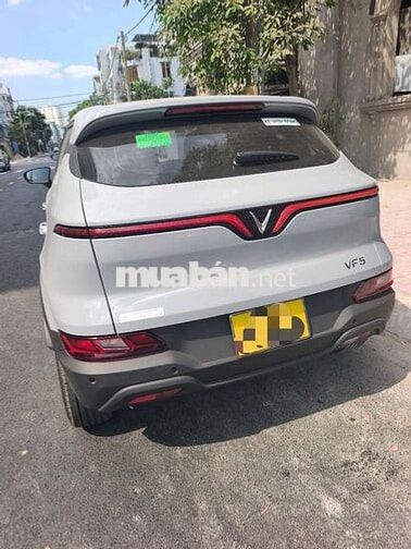 Vinfast VF5 Plus 2026 Xám xi măng